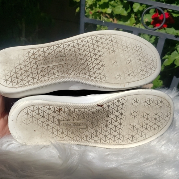 Steve Madden Gracy black suede platform sneakers - Picture 13 of 13